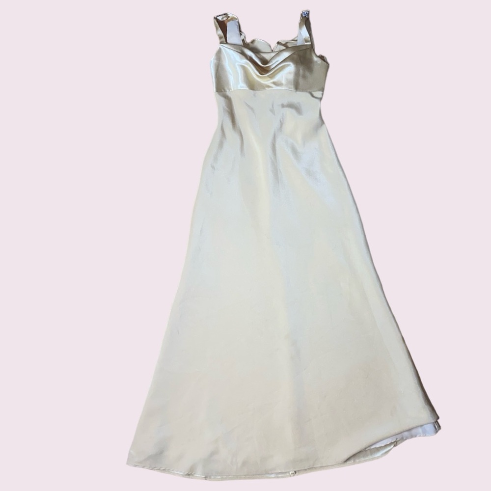 Aspen gown